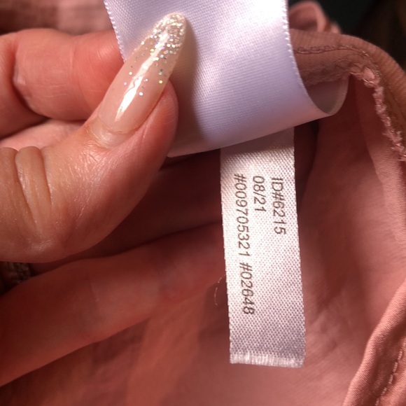 Express dusty pink matte satin like fabric v neck semi balloon 3/4 sleeve L - Picture 7 of 8